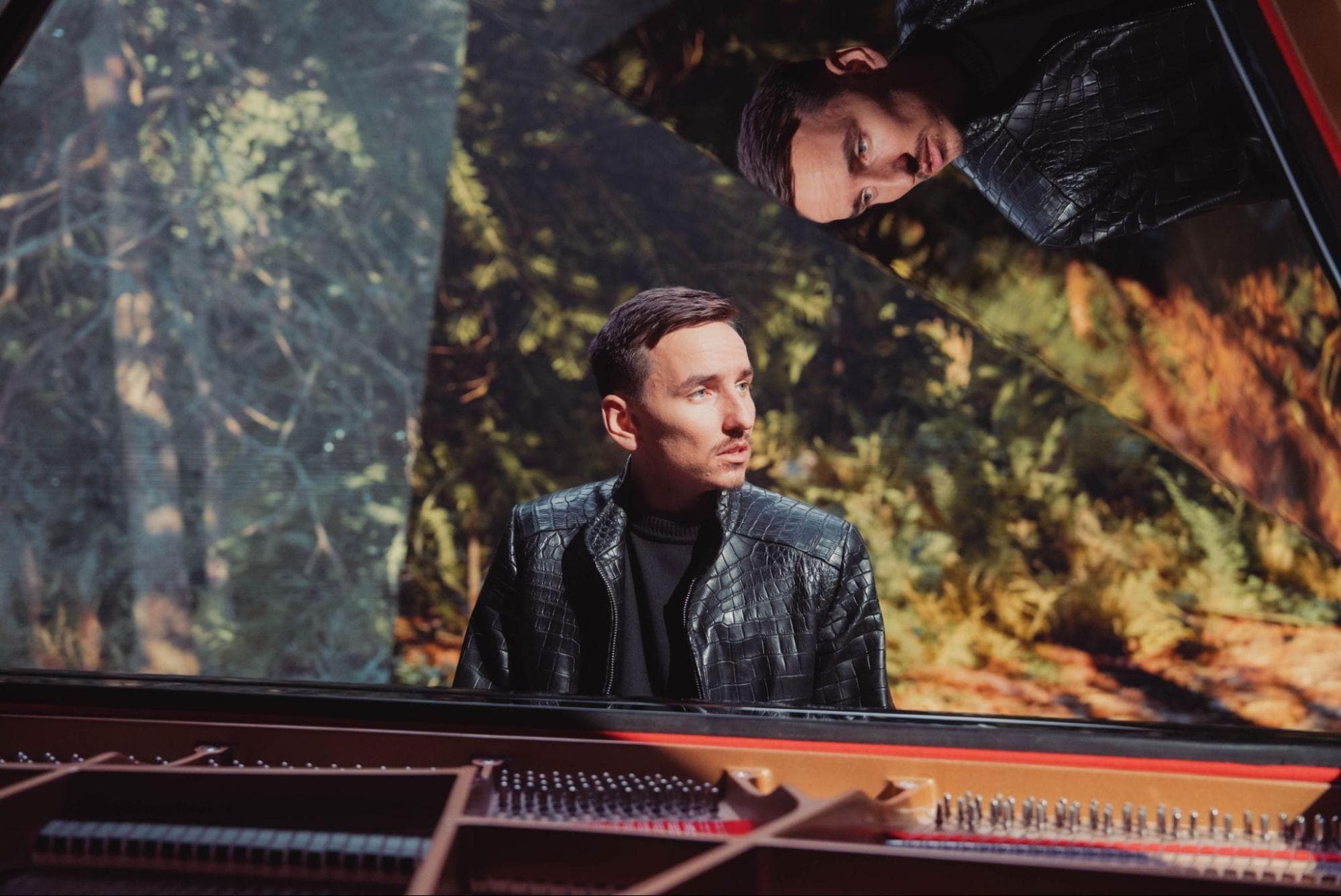 The Song That Waited Eleven Years: Carl Moon Finally Brings “Dragon” to Life